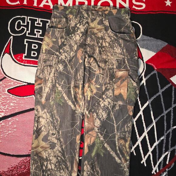 Camo Cargo Pants - Picture 2 of 7